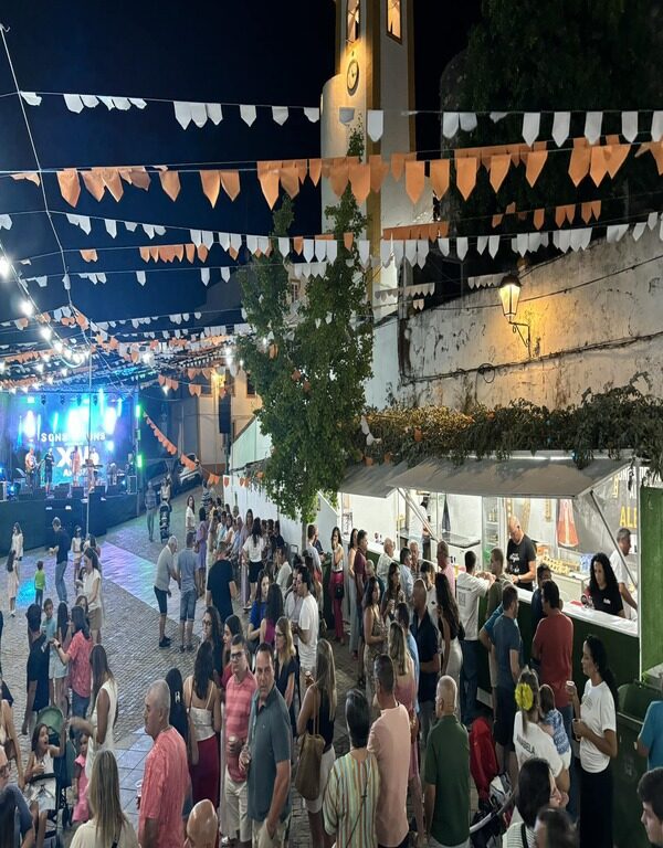 Continuam hoje as Festas em Honra de Nossa Senhora da Alegria!